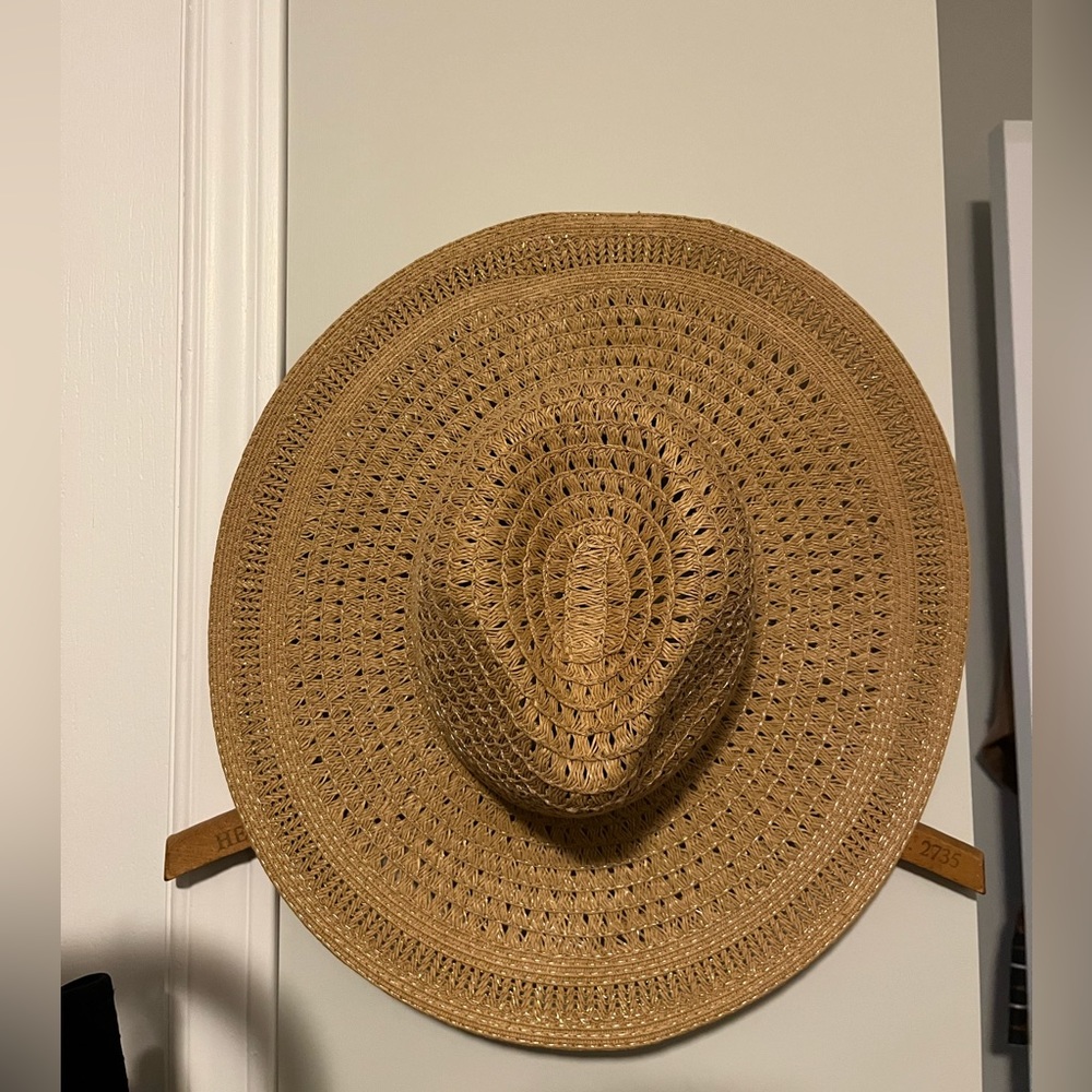 Jones New York hat 👒